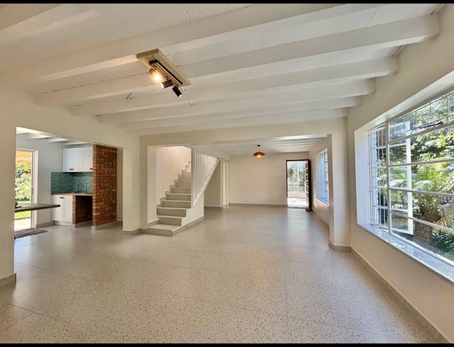 4 BEDROOM HOUSE FOR SALE IN FERREIRA TOWN